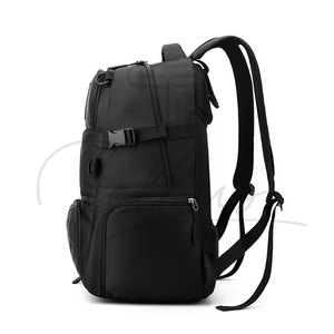 Fashionable Customized Color Size Team <b>Backpack</b> Latest Design Sports Comfortable Custom Fabric Capacity Football Team <b>Backpack</b> - Product Image 3