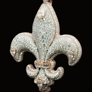 Colgante de Lujo Flor de Lis de Oro de 18K con Moissanita y Engaste Pavé, Dijes de Flor, Joyería para Uso Diario, Colgante Hip Hop Iced Out - Product Image 4