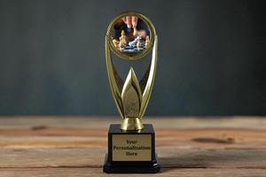 Trophée en métal personnalisé de qualité supérieure pour les compétitions de fitness et les événements sportifs, disponible au prix d'exportation - Product Image 4