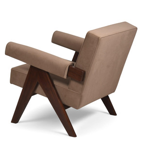 Sillón de terciopelo color topo de estilo moderno de mediados de siglo, con patas en V de madera maciza, sillón Chandigarh, sillón de diseño retro de lujo. - Product Image 3