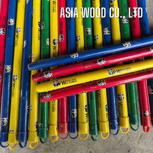 Palo de escoba de madera recubierto de PVC con diseño de Panda, recogedor de 2,2 cm de diámetro, categoría de calidad de fábrica de Vietnam, escobas y recogedores - Product Image 5