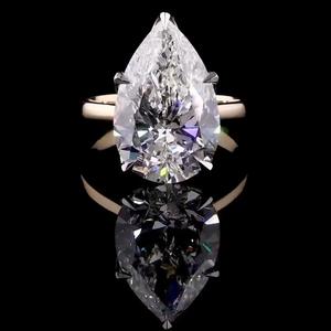 Bague de fiançailles, de mariage et d'anniversaire romantique pour femme en or 18 carats, sertie d'un diamant de laboratoire certifié de 10,00 carats, taille brillant - Product Image 1