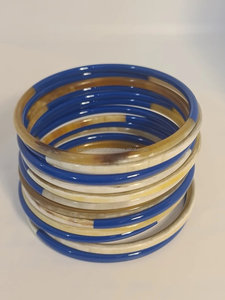 Brazaletes de Cuerno de Búfalo Pulidos con Diseño Animal, Ecológicos, Color Natural de Cuerno, por SANIYA HANDICRAFT - Product Image 4