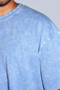 Camiseta de algodón pesado para hombre al por mayor, con lavado ácido, gráfico vintage de anime, ecológica, de poliéster y algodón, bordada, estilo streetwear. - Product Image 2