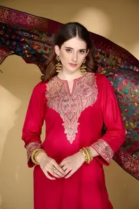 SAFAA: Serie Festiva de Invierno Gulaabo - Product Image 6
