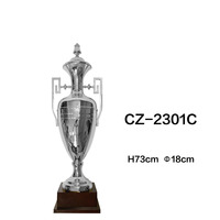 CZ-2301 91/82/73cm Livraison Rapide Super Qualité Plaques Récompenses Trophée Personnalisé Trophée En Métal De Jeu Moderne avec Base En Bois