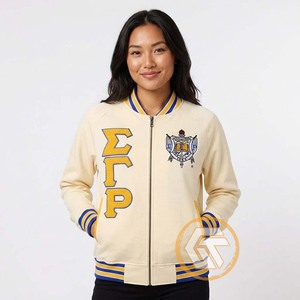 Chaqueta Universitaria Personalizada de Satén Bordado Sigma Gamma Rho, Acolchada, de Alta Calidad, Transpirable, Impermeable y Resistente al Viento para Otoño - Product Image 3