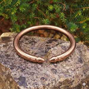 Brazalete de cobre hecho a mano, brazalete unisex ajustable, joyería minimalista, brazalete para parejas - Product Image 1