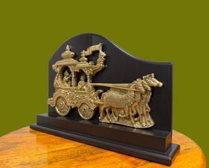 Estatua Art Deco de Latón de Nirmala Handicrafts, Marco Dorado Hecho a Mano, Decoración Religiosa y Cultural para Mesa, Hecho en Rajasthan - Product Image 2