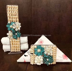 Porte-serviettes et boîte à mouchoirs en métal classique pour la décoration de la maison et de l'hôtel - Product Image 1