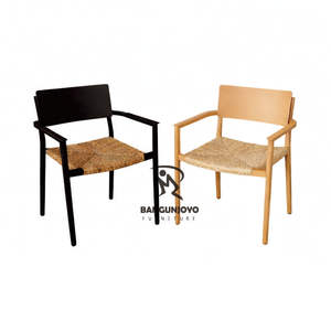 เก้าอี้ทานอาหารทันสมัยพร้อมที่นั่งเหล็กและเชือกสังเคราะห์สำหรับบ้าน โรงแรม วิลล่า ร้านอาหาร - Product Image 1