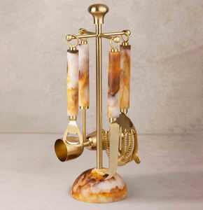 Ensemble d'outils de cocktail Royal Gold, finition jade, support de bar, collection Signature Mixology, kit artisanal pour la préparation de boissons, haut de gamme - Product Image 5