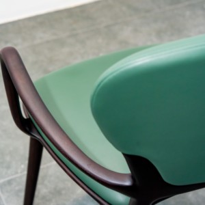 Chaise de salle à manger en bois massif de style nordique contemporain avec siège rembourré doux pour la maison, la cuisine, le restaurant, l'hôtel, meubles PISANO - Product Image 2
