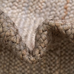 Round Braided Jute Area Rug Solid Color Bohemian Style Handcrafted Thin Flat Pile Living Room Use Spot Clean - Product Image 4