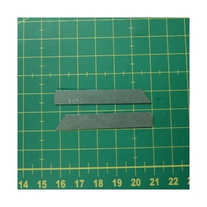 118-46003 Pieza de máquina de coser industrial fabricada en Taiwán de carburo de cuchillo inferior para prendas de vestir - Product Image 1