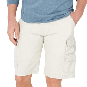 Shorts d'été décontractés en toile pour hommes, à séchage rapide, coupe-vent, taille haute avec cordon de serrage, couleur unie, fabriqués au Pakistan, personnalisables à 100% - Product Image 4