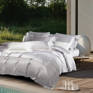 Parure <span class=keywords><strong>de</strong></span> lit en satin jacquard <span class=keywords><strong>rose</strong></span> <span class=keywords><strong>de</strong></span> luxe léger avec garniture en dentelle élégante, <span class=keywords><strong>housse</strong></span> <span class=keywords><strong>de</strong></span> <span class=keywords><strong>couette</strong></span> soyeuse pour la décoration <span class=keywords><strong>de</strong></span> chambre <span class=keywords><strong>de</strong></span> villa moderne - Product Image 2