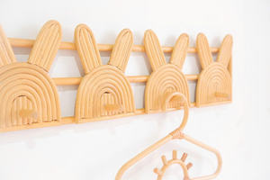 Exquisito perchero de pared con forma de conejo, hecho a mano, de ratán, decorativo, ecológico, para niños, para exhibir ropa en el dormitorio infantil. - Product Image 2