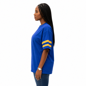 Camiseta Extra Grande Azul Rey para Mujer con Rayas Amarillas, Manga Corta, Cuello Redondo, Corte Holgado, Algodón Jersey, Ropa Casual - Product Image 3