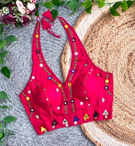 Top corto étnico morado con cuello halter, bordado de espejos y trabajo con hilos de colores para mujer, ropa informal. - Product Image 6