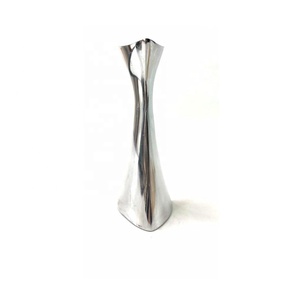 Candelabros de aluminio de Pilar martillado moderno, candelabro de decoración modernista de aluminio fundido sólido, candelabro para el hogar - Product Image 3