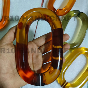Adorno de Resina con Eslabones de Cadena, Hecho a Mano, de Acrílico, con Forma Ovalada, para Decoración del Hogar, Accesorio de Exhibición, Estético para Escritorio y Encimera - Product Image 1