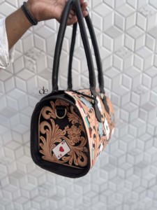 Bolso de Hombro de Cuero Genuino con Grabado a Mano Personalizado, Estilo Bohemio Gitano, Patrón Occidental, Elegante Bolso Bandolera para Mujer - Product Image 2