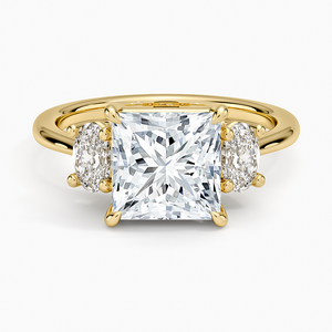 Anillo de Diamantes con Corte Princesa, Diamante Cultivado en Laboratorio, Anillo de Compromiso de Tres Piedras con Piedra Lateral Ovalada en Oro de 14K y 18K, Joyería Fina de Lujo - Product Image 1