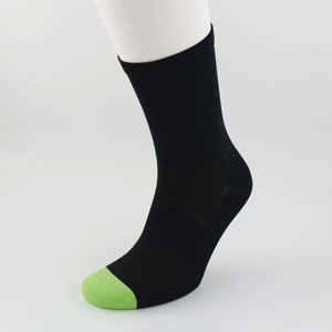 Latest Design Solid-Color Anti-Slip Quick Dry <b>Men</b> <b>Socks</b> New Fashion Breathable Comfortable <b>Socks</b> For <b>Men</b> - Product Image 6