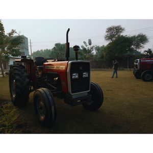 Potente tractor Massey Ferguson MF 260 2WD 60 HP con sistema de frenado mecánico de bajo mantenimiento para agricultores nigerianos - Product Image 5