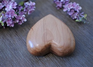 Handcrafted American Style Beechwood Heart Cremation Urn for Baby-Eco-Friendly <b>Memorial</b> <b>Keepsake</b> - Product Image 6