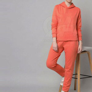 Survêtements pour femmes de haute qualité, marque privée, personnalisables selon votre propre design. - Product Image 5