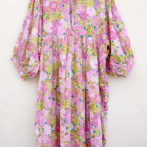 Robe maxi bohème à imprimé floral pour femmes, col en V, manches bouffantes, robe décontractée d'été en coton respirant avec volants - Product Image 2