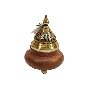Brûleur d'encens contemporain en métal à imprimé léopard avec base en bois de santal, support d'aromathérapie OSCO INTERNATIONAL Incense - Product Image 3