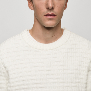 Fashion Men Knitted Sweater <b>100</b>% Cotton Warm Soft <b>Yarn</b> Breathable Comfort Fit Minimal Look for Cold Weather Everyday Casual Wear - Product Image 2