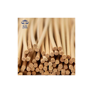 Bâtonnets diffuseurs populaires en rotin naturel faits à la main pour huiles essentielles, parfums d'ambiance pour la décoration intérieure - Product Image 1