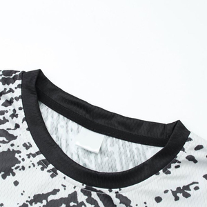 Maillot de sport personnalisé pour homme, sublimation, respirant, manches longues, séchage rapide, 100% polyester, tailles personnalisables - Product Image 4