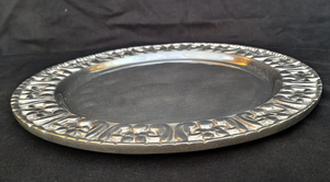 Assiette de Présentation Métallique Gravée avec Bordure Personnalisée, Vaisselle de Service Alimentaire, Assiettes et Plats Métalliques de 12 Pouces, Fournitures de Restaurant - Product Image 6