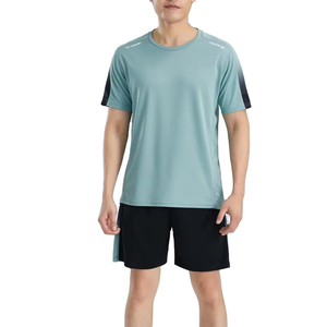 Conjunto Deportivo de 2 Piezas para Hombre, Camiseta de Secado Rápido y Pantalones Cortos para Fitness, Running, Gimnasio y Deportes al Aire Libre - Product Image 1