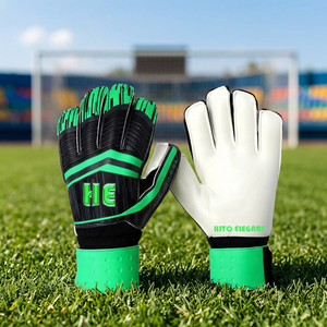Gants de gardien de but de football professionnels en latex allemand de qualité supérieure, vert et noir, avec sangle en latex et paume plate. - Product Image 3
