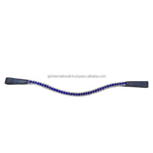 Bandeau de tête pour cheval en cuir véritable noir 100% authentique, design incurvé tendance, avec 3 rangées de cristaux, perles et strass décoratifs. - Product Image 4