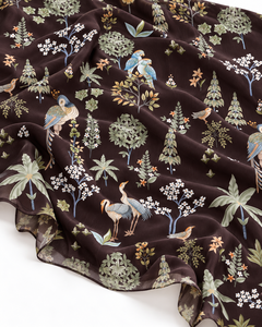 Tela Chinon Estampada 100% Viscosa con Patrón Floral de Aves, Ligera y Transparente de 58 Pulgadas para Bufandas y Chales de Mujer - Product Image 1