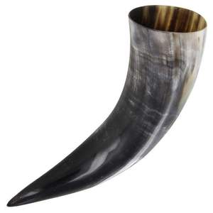 Taza de Corno Natural Vikinga Hecha a Mano con Diseño de Animal, Logotipo Personalizado, Acabado Pulido, Material Orgánico Duradero - Product Image 1