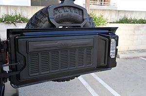 Jeep Wrangler Willys 4xe SUV 2024 Usado Original, Listo para Enviar a Todo el Mundo - Product Image 5