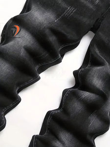 Jean en denim pour homme, coupe slim droite, délavé et usé, avec logo OEM, style streetwear de haute qualité, idéal pour l'été. - Product Image 3