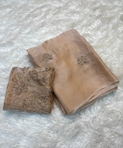 Sari de seda bicolor Space Silk con blusa de diseño Shree Fendy Leaf con bordado a mano, 100% tela pura, ecológico, de secado rápido, tejido para fiestas. - Product Image 5