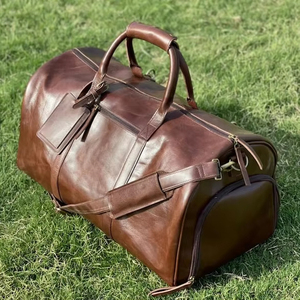 Handcrafted Leather Gym & Travel Bag Large Capacity Weekend Bag with <b>Adjustable</b> <b>Strap</b> Wholesale Supplier Quick Shipping - Product Image 1