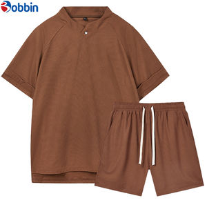 Conjunto de chándal unisex cómodo y transpirable estilo urbano para hombre, camiseta oversize y pantalón corto, novedad frontal - Product Image 1