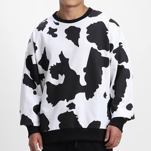 เสื้อสเวตเชิ้ตผู้ชายแบบซับลิเมชั่น คอวี ผ้าโพลีเอสเตอร์คอตตอน 360 กรัม ระบายอากาศ แห้งเร็ว เป็นมิตรกับสิ่งแวดล้อม โลโก้สั่งทำได้ วัสดุคุณภาพดี ลดราคาสุดพิเศษ - Product Image 3