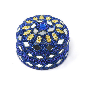 Boîte à bijoux de mariage en lac et perles, taille moyenne, personnalisable, pour bagues et boucles d'oreilles - Product Image 6